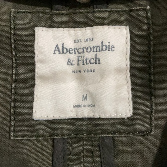 Cropped A&F green military jacket - Picture 2 of 4
